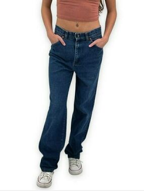 Levi’s Elastic Waist Straight Leg Jeans Size 26x30